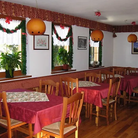 Отель Picchio Nero Вальбруна